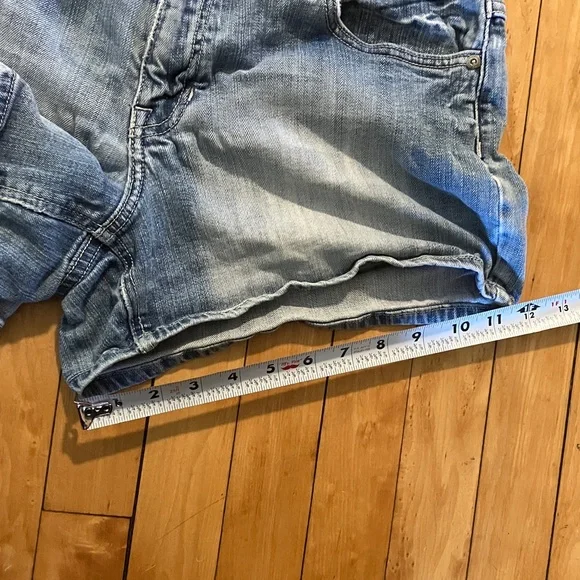 Vintage Y2K Z. Co Embroidered Denim Short Shorts - Picture 8 of 11